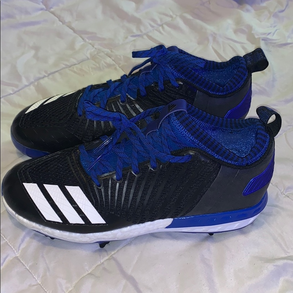 Brand new adidas soccer cleats sized 10 in men’s